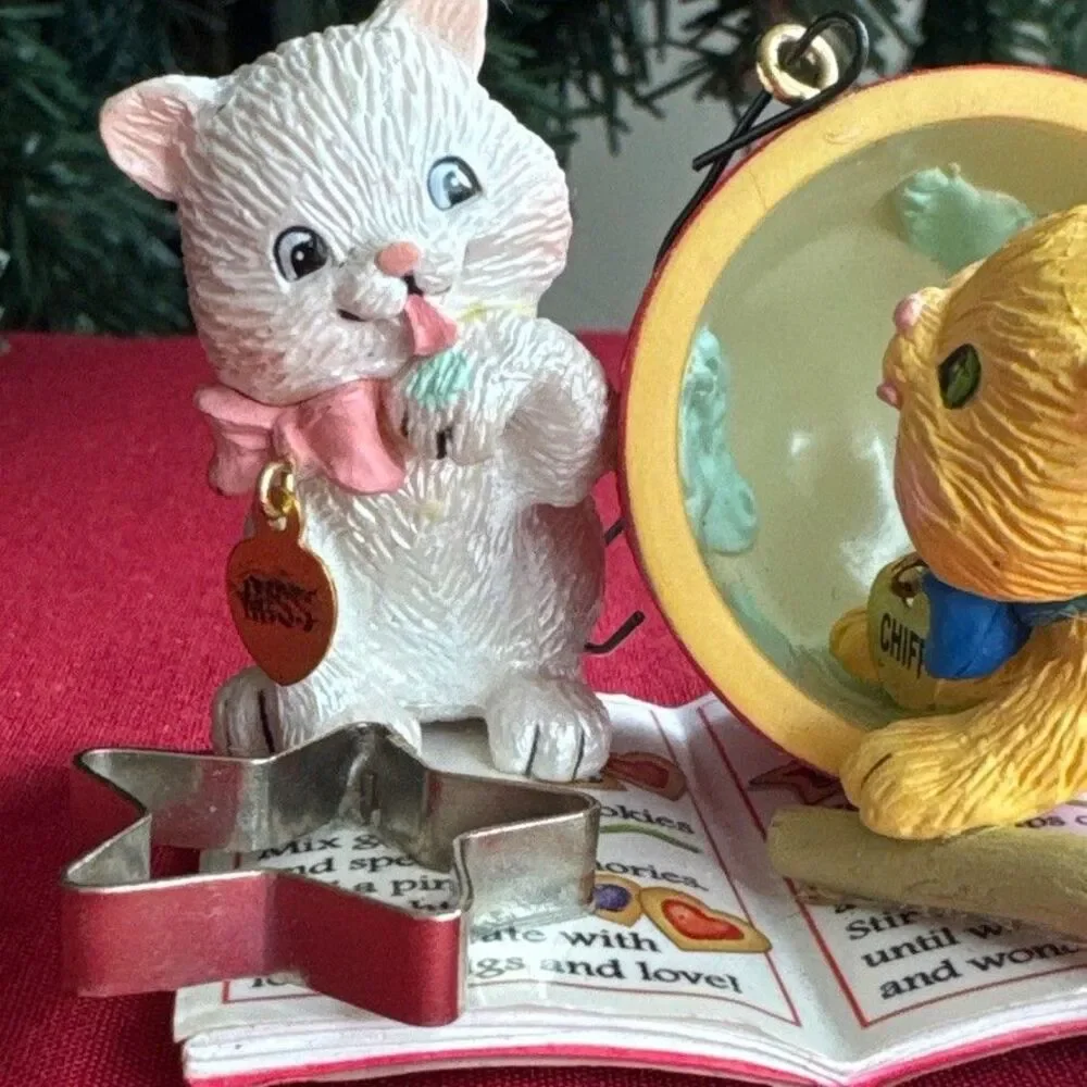 Carlton Cards Heirloom Collection Merry Mischief Makers 10 Cat Kitten Ornament